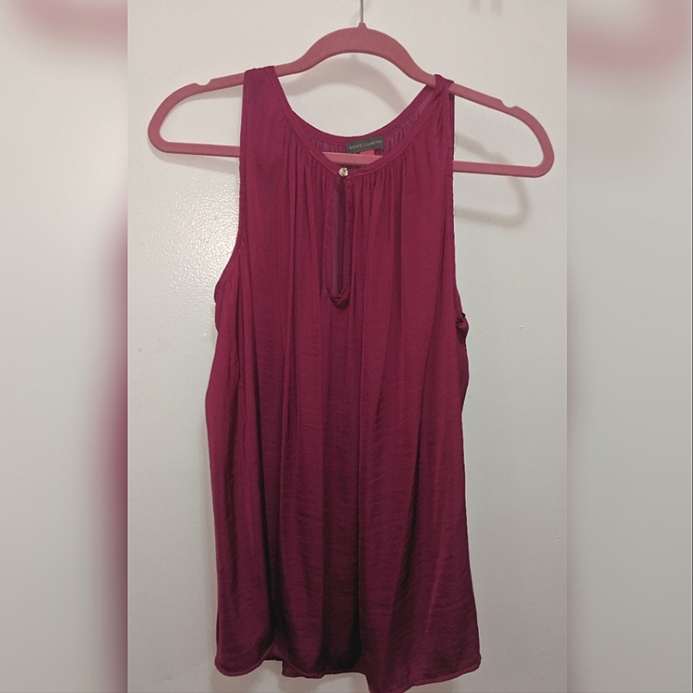 Vince Camuto Pink Keyhole Top